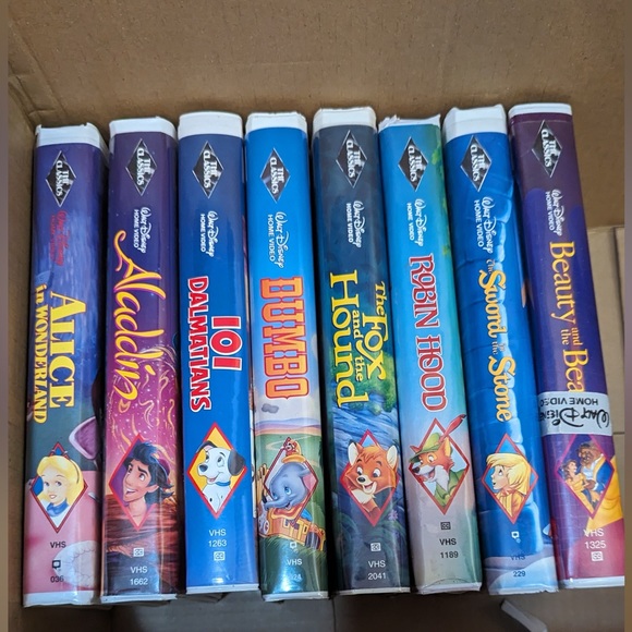 Disney Masterpiece Clamshells Individually or bundled. - Picture 2 of 2